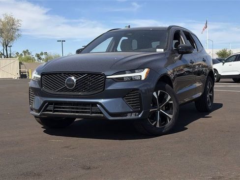 New 2026 Volvo XC60 B5 Core AWD/4WD image 3