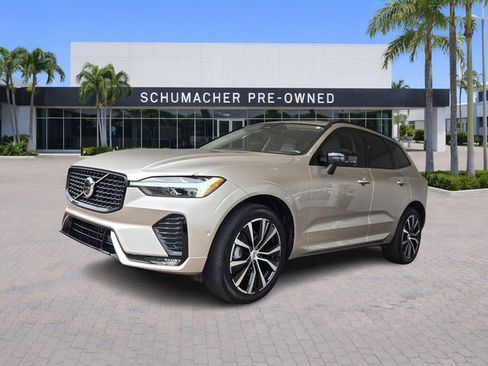 Used 2023 Volvo XC60 B5 Plus w/ Protection Package Premier image 3