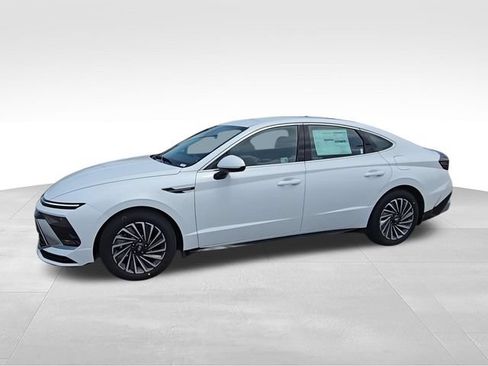New 2025 Hyundai Sonata SEL FWD image 4