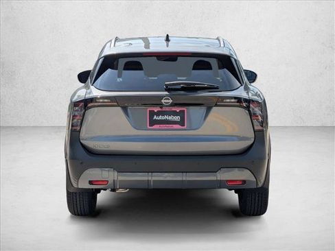 New 2026 Nissan Kicks SV FWD image 8