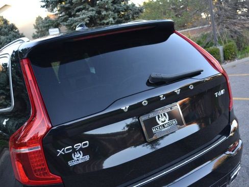 Used 2019 Volvo XC90 T6 R-Design w/ Protection Package image 11