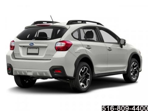Used 2017 Subaru Crosstrek 2.0i Limited image 2