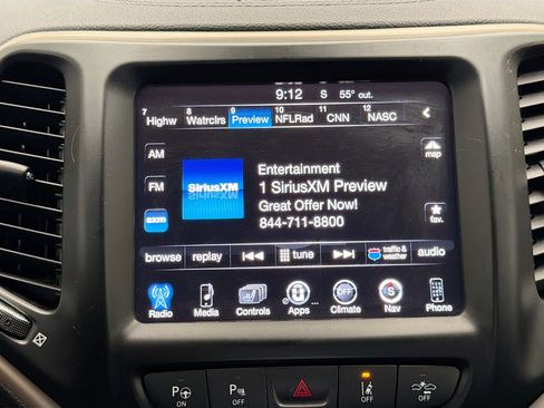 Used 2014 Jeep Cherokee Limited w/ Technology Group image 15