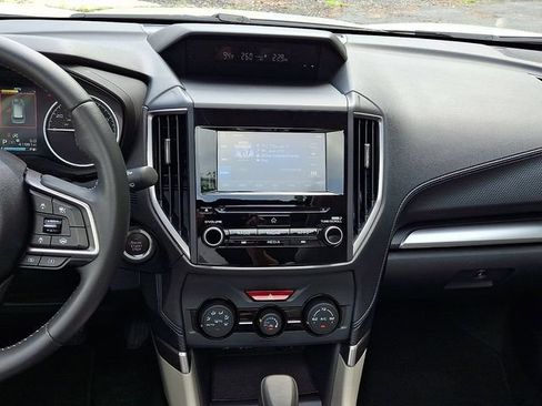 Certified 2023 Subaru Forester Premium AWD/4WD image 19