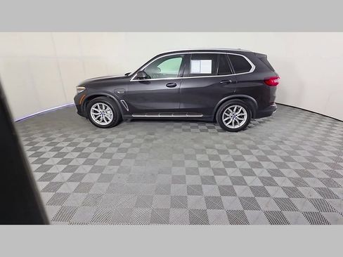 Used 2022 BMW X5 xDrive45e w/ Premium Package image 47