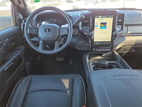 New 2024 RAM 4500 4x4 Crew Cab DRW image 15