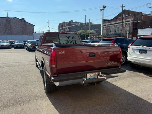 Used 1998 Chevrolet Silverado 1500 4x4 Extended Cab w/ Preferred Equipment Group 2 image 4