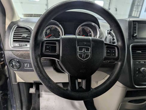 Used 2017 Dodge Grand Caravan SE w/ Power Window Group image 31