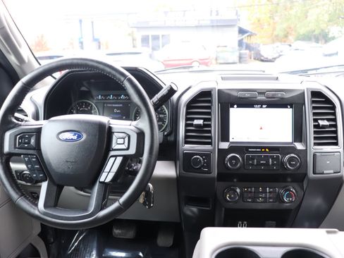 Used 2019 Ford F150 XLT w/ Equipment Group 302A Luxury image 17