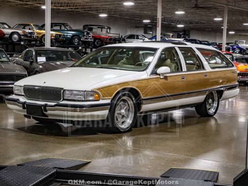 Used 1992 Buick Roadmaster Estate image 3