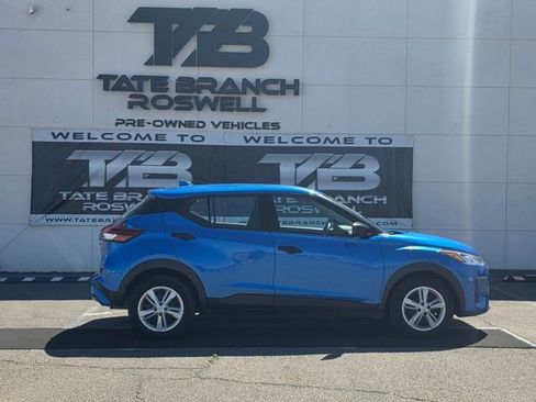 Used 2024 Nissan Kicks S FWD image 5