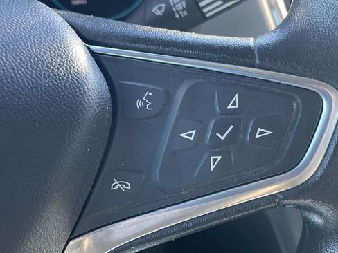 Used 2018 Chevrolet Equinox LS image 21