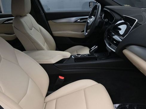 Used 2024 Cadillac CT5 Luxury RWD image 2