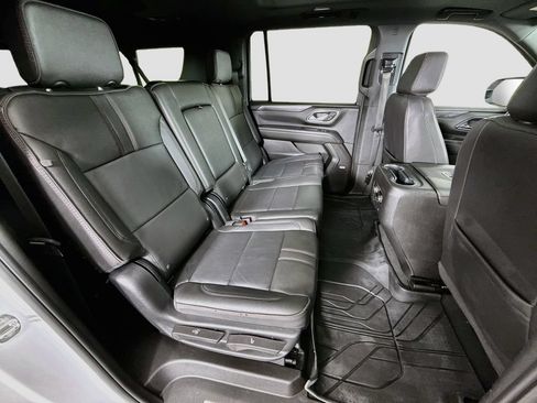 Used 2024 Chevrolet Suburban RST w/ Luxury Package AWD/4WD image 29