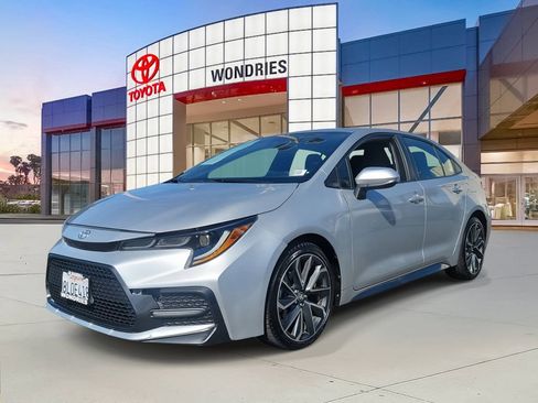 Used 2020 Toyota Corolla SE w/ Carpet Mat Package (TMS) image 2