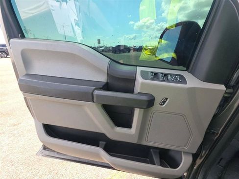 Used 2019 Ford F150 XL w/ Equipment Group 101A Mid RWD image 15