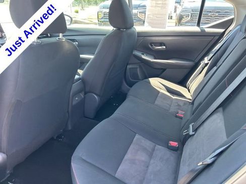 Used 2025 Nissan Sentra SR FWD image 23
