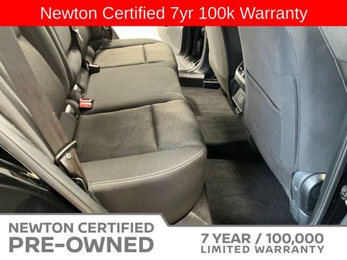Used 2025 Nissan Rogue SV FWD image 16