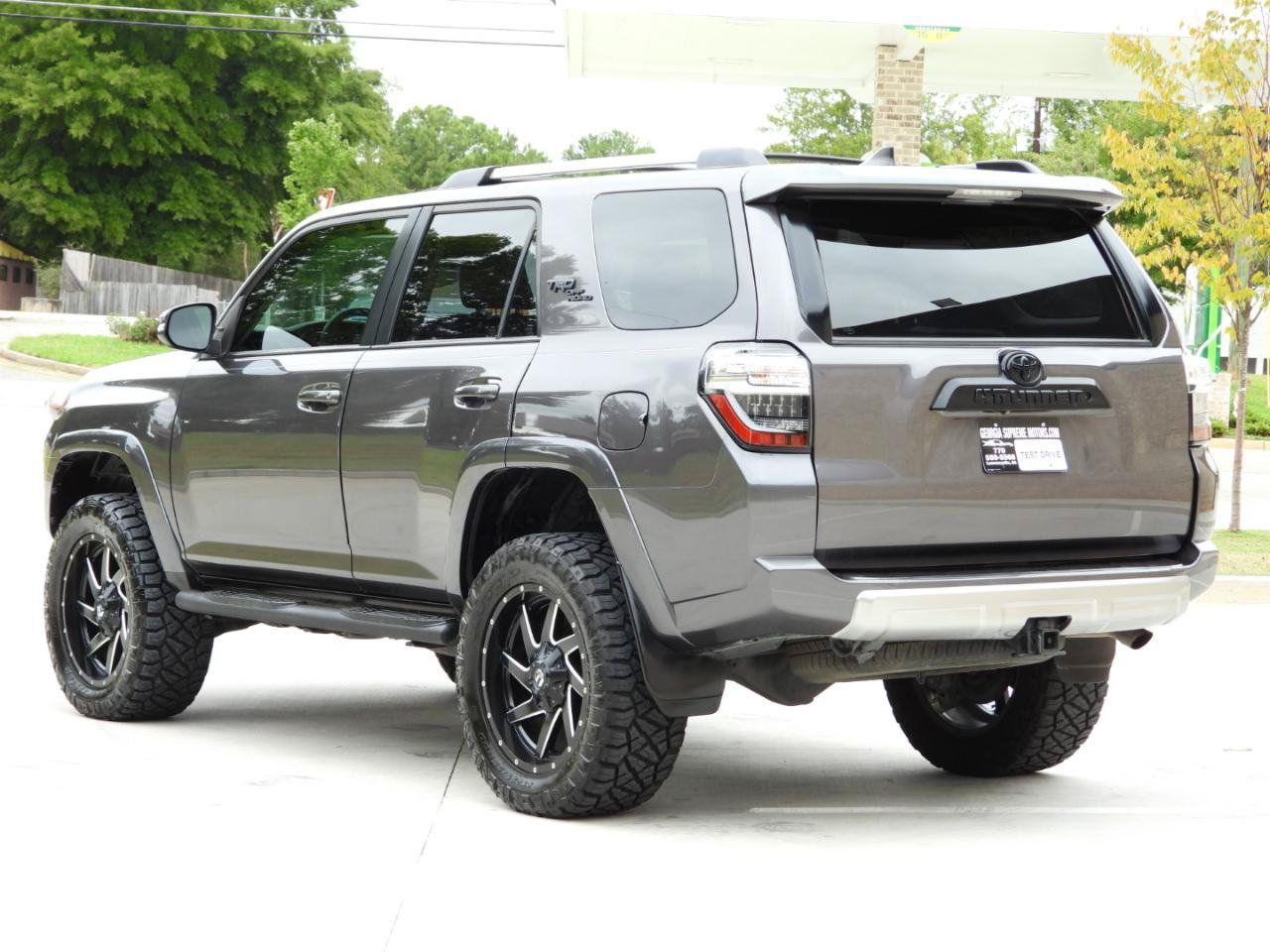 Used 2018 Toyota 4Runner TRD Off-Road Premium AWD/4WD image 46