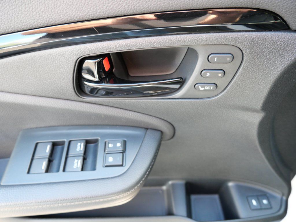 Used 2023 Honda Passport Elite image 17