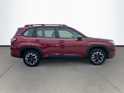 Used 2025 Subaru Forester image 8
