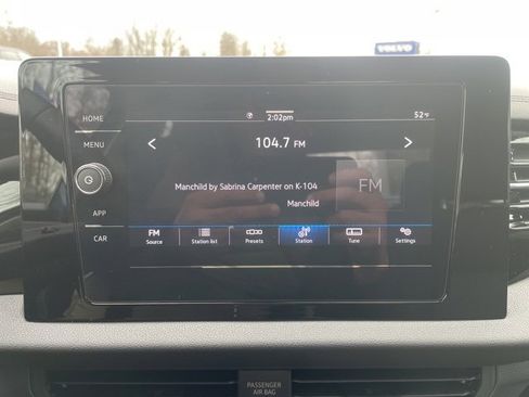 Certified 2025 Volkswagen Jetta S image 16