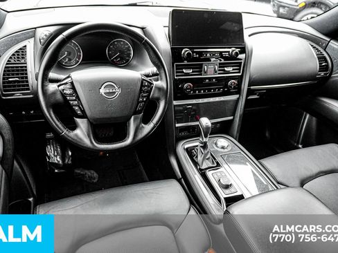 Used 2024 Nissan Armada SL w/ Midnight Edition Package image 32
