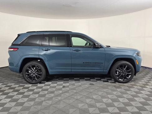 New 2026 Jeep Grand Cherokee Limited AWD/4WD image 3