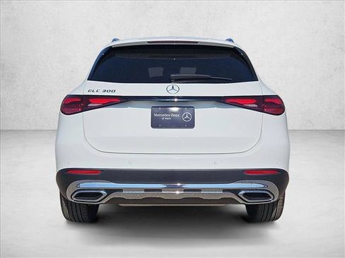 Certified 2026 Mercedes-Benz GLC 300 image 8