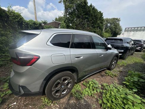 Used 2023 BMW X1 xDrive28i w/ Convenience Package AWD/4WD image 9