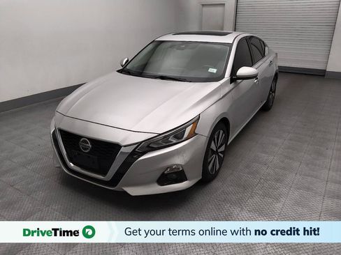 Used 2019 Nissan Altima 2.5 SL FWD image 1