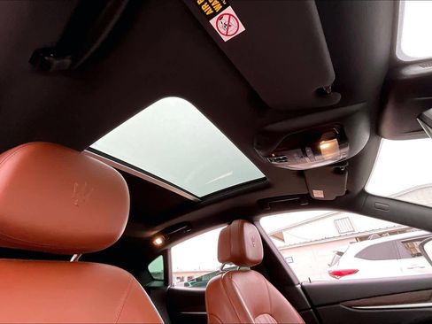 Used 2017 Maserati Levante S image 13