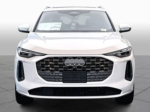 Used 2025 Audi Q5 Premium AWD/4WD image 4