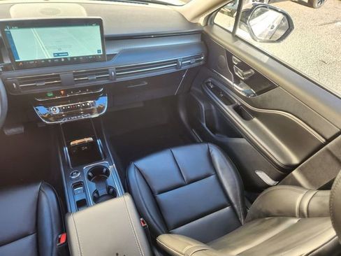 New 2026 Lincoln Corsair Premiere w/ Towing Package image 12