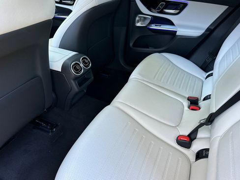 New 2026 Mercedes-Benz GLC 300 4MATIC image 21