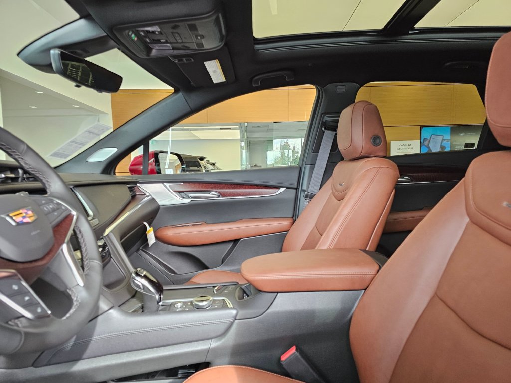 New 2026 Cadillac XT5 Premium Luxury w/ Driver Assist Package AWD/4WD image 22