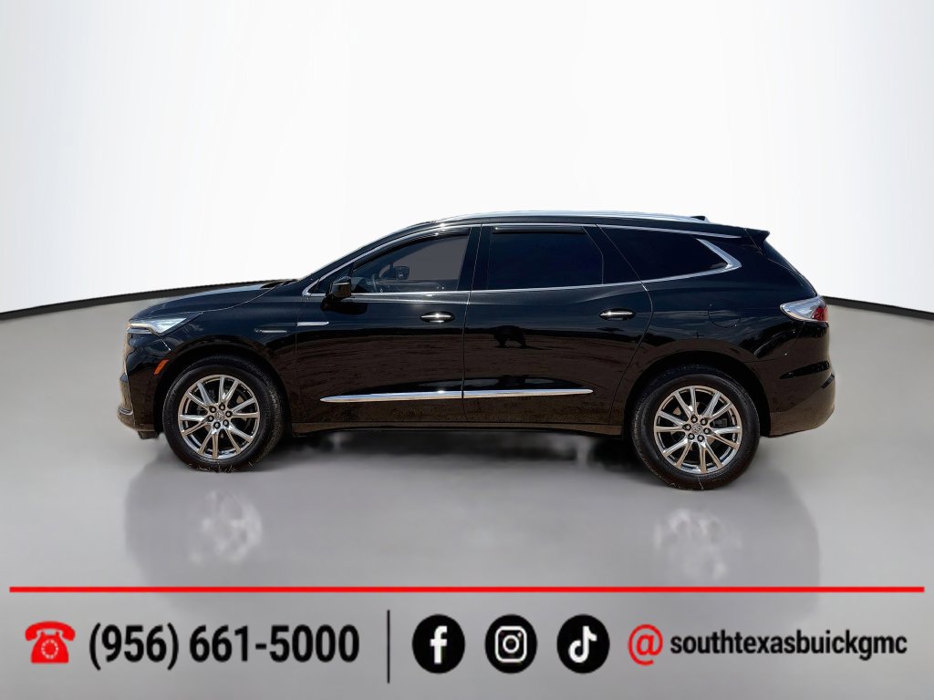 Used 2023 Buick Enclave Essence w/ Experience Buick Package FWD image 4