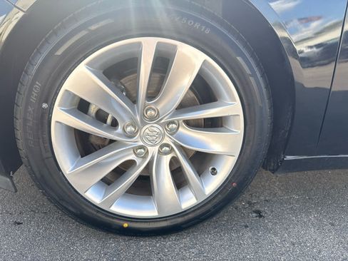 Used 2015 Buick Regal Premium w/ Experience Buick Package FWD image 9