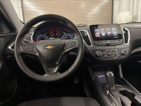 Used 2016 Chevrolet Malibu LT image 25