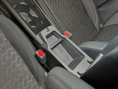 Used 2023 Nissan Kicks SV FWD image 32
