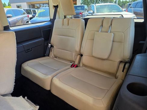 Used 2014 Ford Flex Limited w/ Equipment Group 303A AWD/4WD image 12