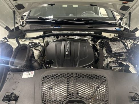 Used 2019 Porsche Macan image 25