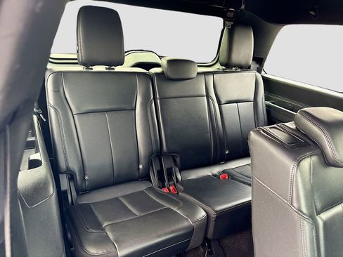 Used 2020 Ford Expedition XLT w/ Equipment Group 202A image 22