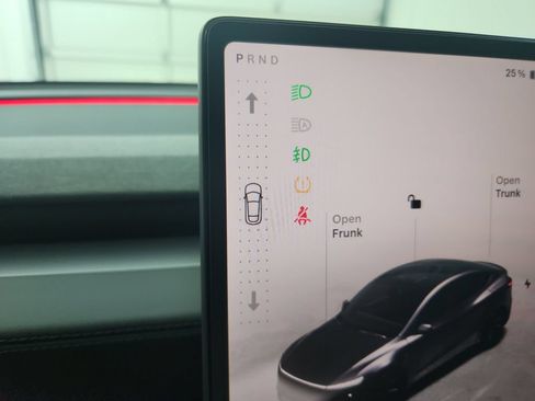 Used 2026 Tesla Model Y AWD image 31