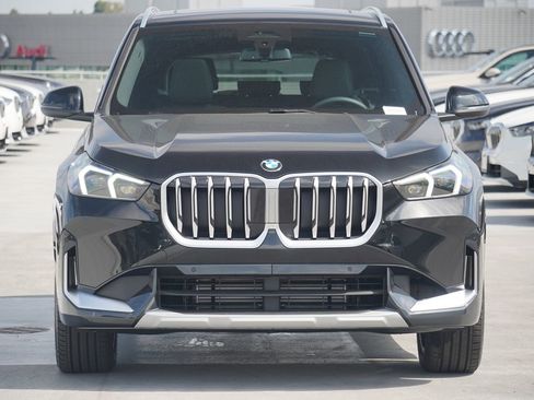 Used 2025 BMW X1 xDrive28i w/ Convenience Package image 2