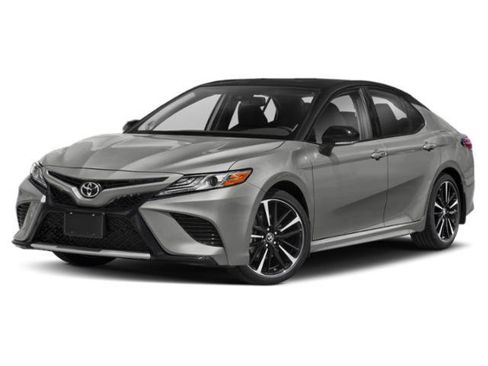 Used 2019 Toyota Camry XSE FWD image 1