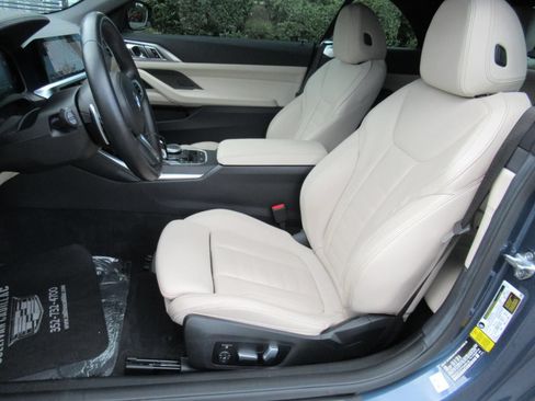 Used 2023 BMW M440i Convertible w/ Premium Package RWD image 17