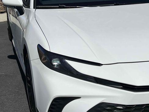 Used 2025 Toyota Camry SE image 56