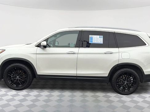 Used 2018 Honda Pilot Touring image 8