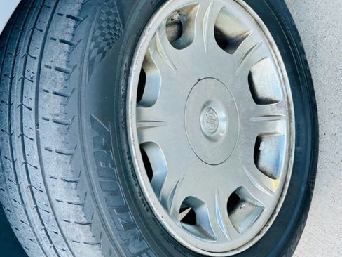 Used 2006 Chrysler 300 Touring RWD image 25